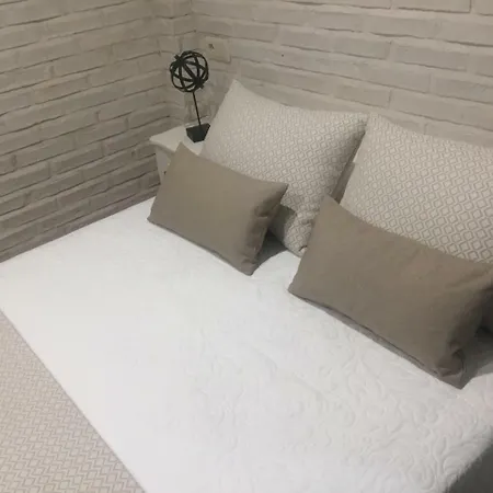 Atico Del Rojas * Толедо