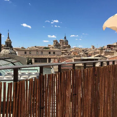 Daire Atico Del Rojas